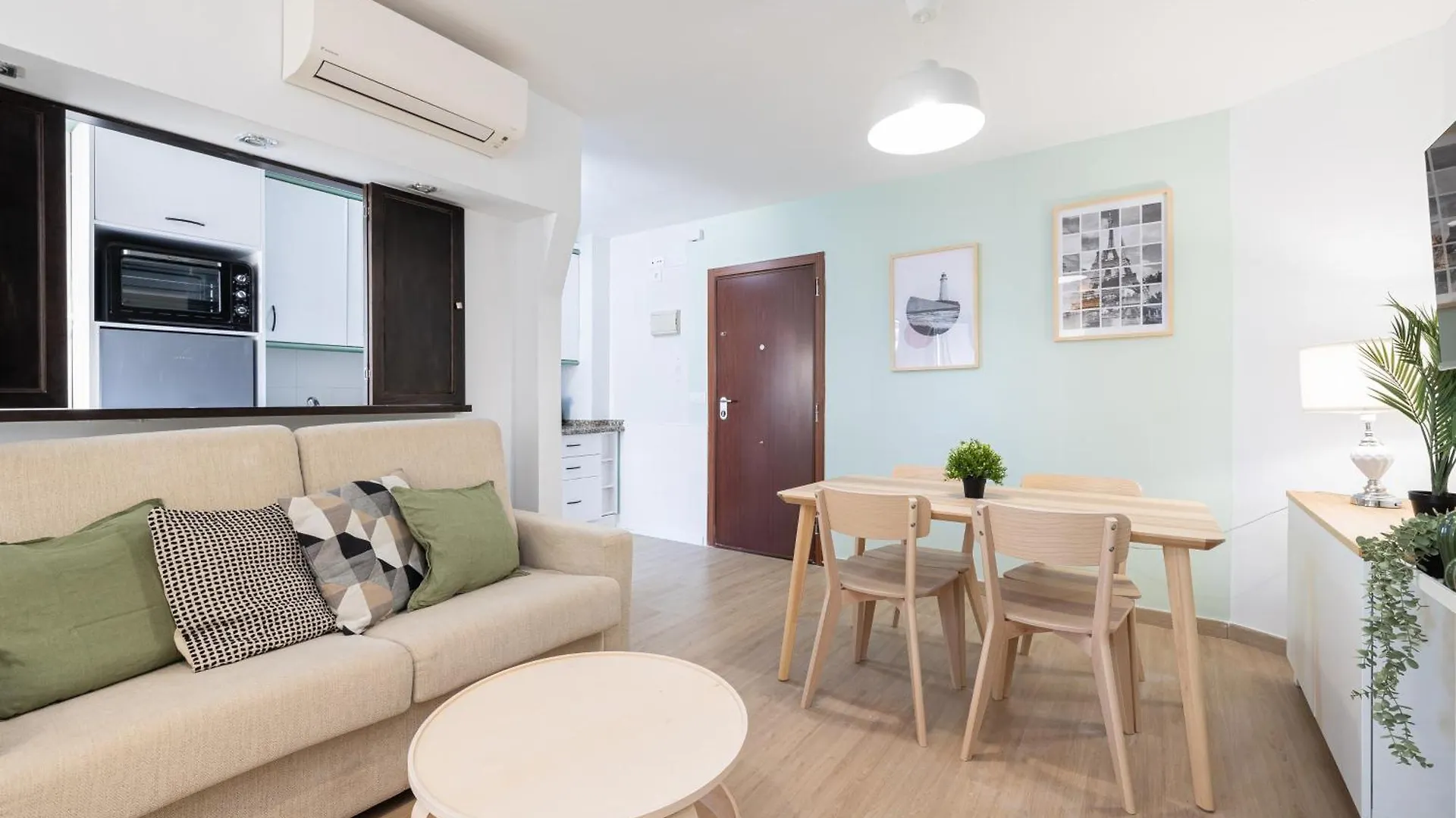 Holidays2Malaga Los Guindos 500 Mts From Beach And Promenade Apartament